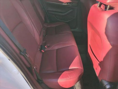 Used 2022 MAZDA MAZDA3 s image 19