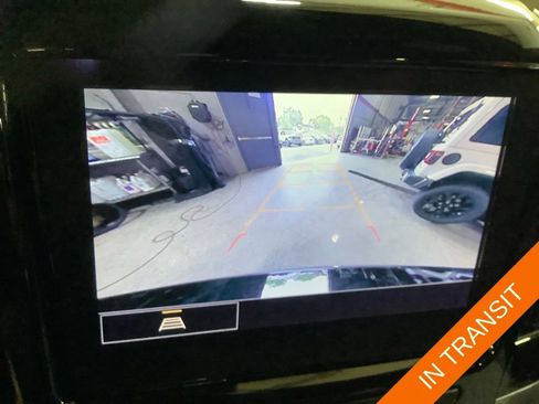 Used 2023 Chevrolet Traverse LT AWD/4WD image 42