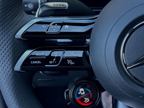 Used 2024 Mercedes-Benz AMG GT 43 image 30