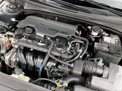 Used 2022 Hyundai Elantra SEL w/ Preferred Accessory Package FWD image 31