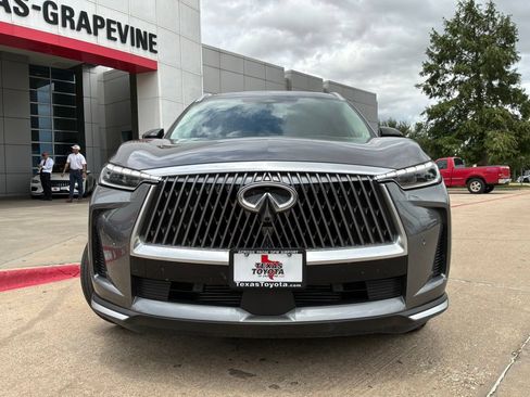 Used 2026 INFINITI QX60 Luxe FWD image 3
