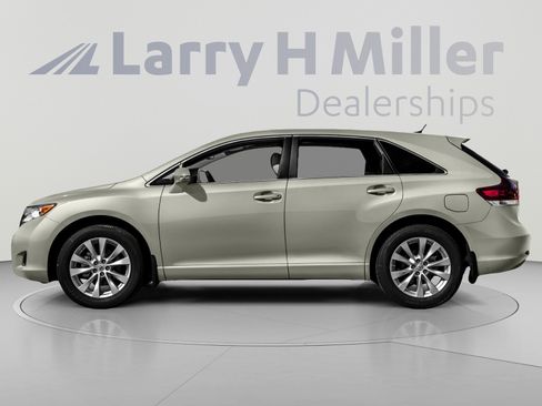 Used 2015 Toyota Venza XLE w/ XLE Premium Package FWD image 3