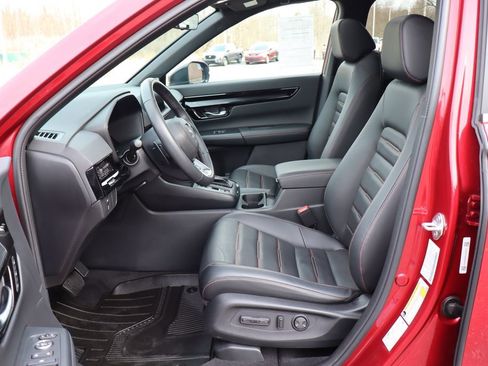 Used 2024 Honda CR-V Sport Touring image 9