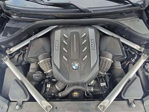 Used 2020 BMW X5 M50i image 14