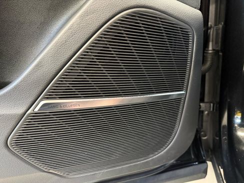 Used 2023 Audi SQ8 Premium Plus AWD/4WD image 32
