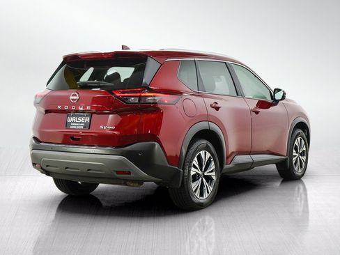 Used 2023 Nissan Rogue SV w/ SV Premium Package AWD/4WD image 5