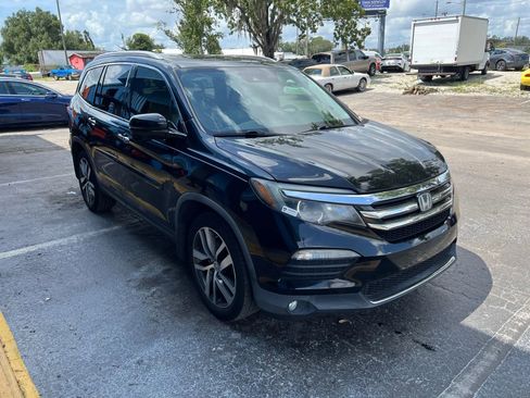 Used 2016 Honda Pilot Touring image 5
