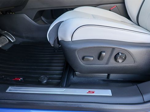 Used 2024 Acura ZDX Type S image 17