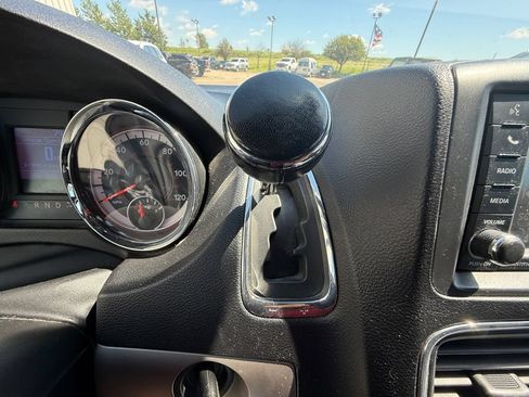 Used 2020 Dodge Grand Caravan GT FWD image 29