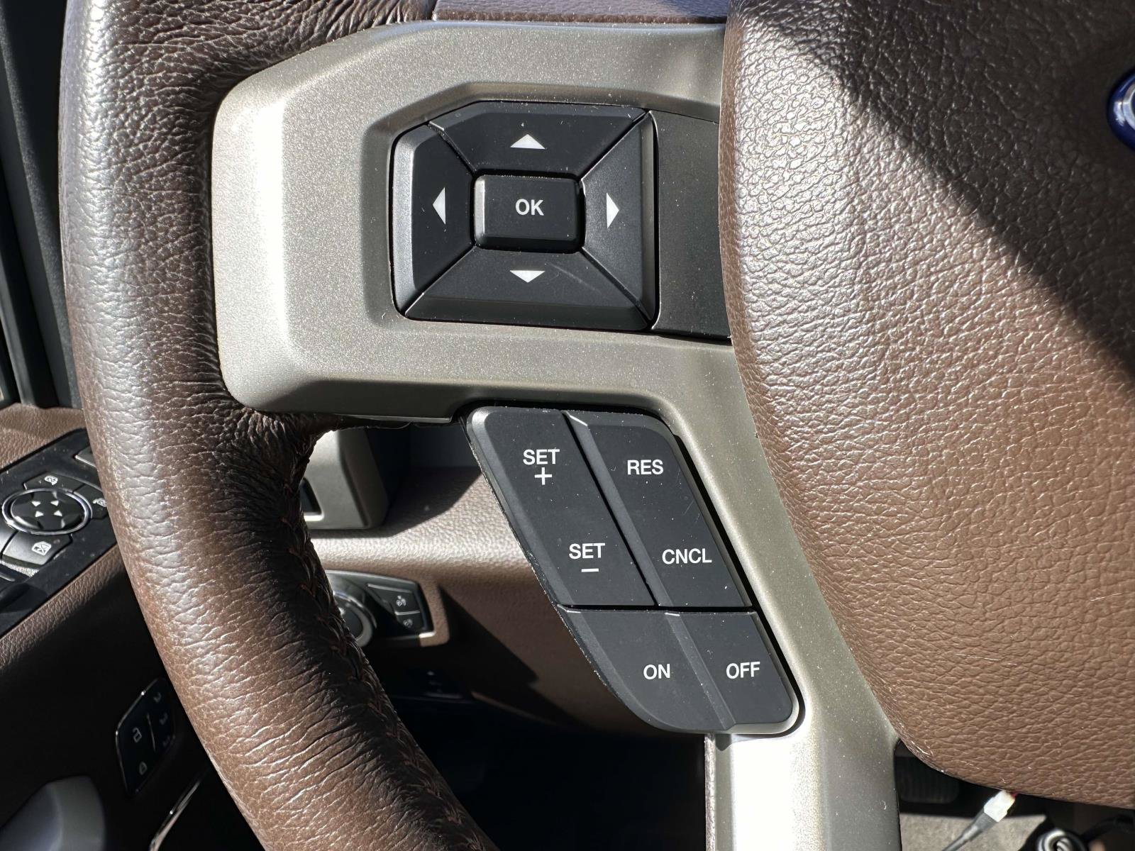 Used 2022 Ford F250 King Ranch w/ King Ranch Ultimate Package AWD/4WD image 18