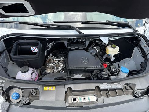 New 2025 Mercedes-Benz Sprinter 2500 image 24