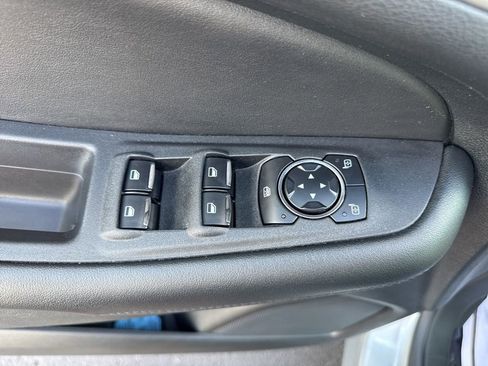 Used 2024 Ford Edge SEL image 7