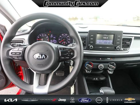 Used 2018 Kia Rio S image 13