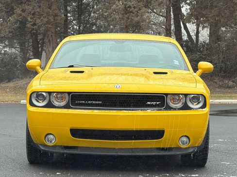 Used 2010 Dodge Challenger SRT8 w/ Special Edition Group image 10