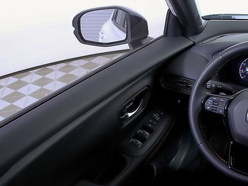 Used 2026 Honda HR-V Sport image 19