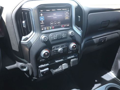 Used 2021 Chevrolet Silverado 2500 LTZ AWD/4WD image 15