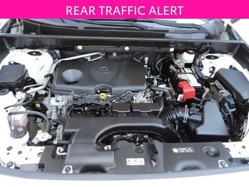 Used 2019 Toyota RAV4 XLE Premium FWD image 15