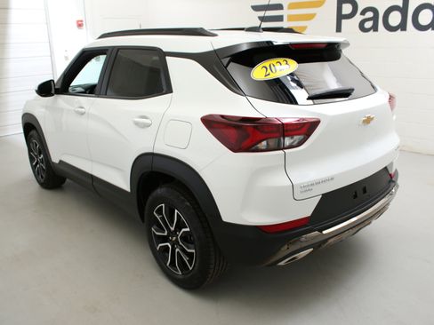 Used 2023 Chevrolet TrailBlazer ACTIV w/ Sun and Liftgate Package AWD/4WD image 6