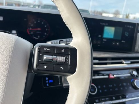 Used 2025 Hyundai Santa Fe Calligraphy image 16