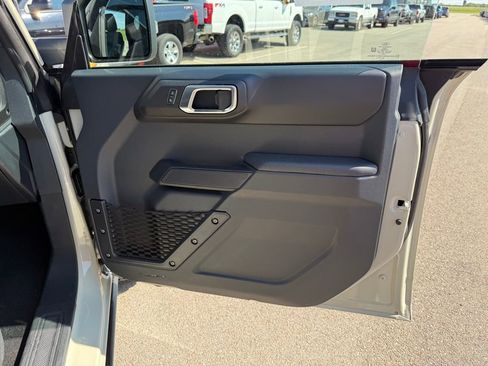 New 2025 Ford Bronco Badlands AWD/4WD image 17