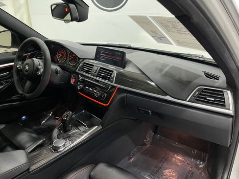Used 2017 BMW 340i xDrive Sedan AWD/4WD image 18