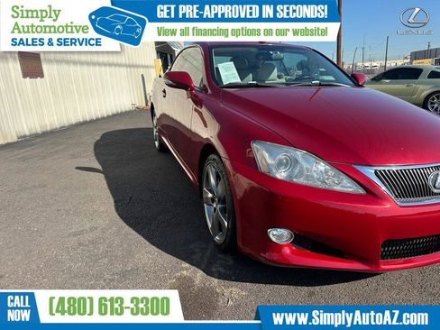 Used 2010 Lexus IS 250C image 3