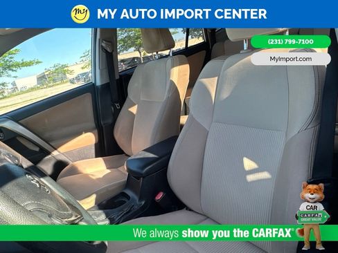 Used 2015 Toyota RAV4 XLE AWD/4WD image 7