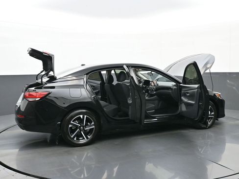 Used 2025 Nissan Sentra SV w/ All-Weather Package image 45