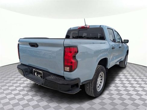 Used 2025 Chevrolet Colorado W/T image 4