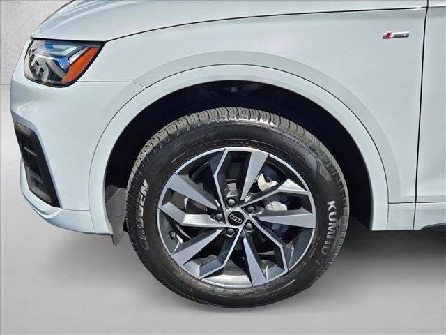 Used 2023 Audi Q5 2.0T Premium Plus AWD/4WD image 24
