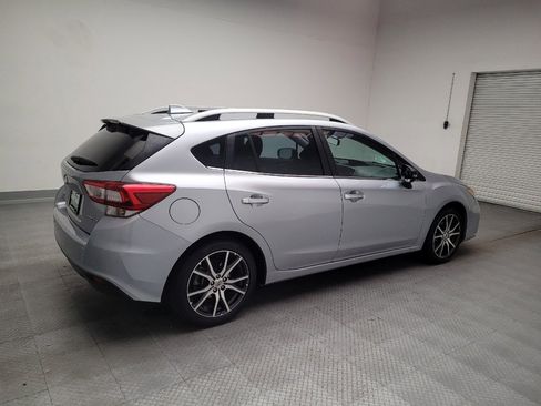 Used 2019 Subaru Impreza 2.0i Limited w/ Popular Package #2 image 10