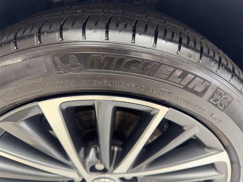 Used 2023 Lexus ES 300h w/ Premium Package image 87