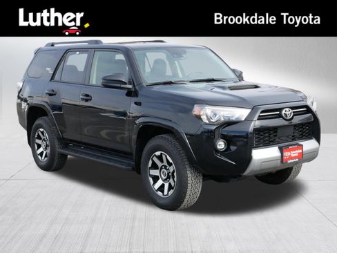 Certified 2024 Toyota 4Runner TRD Off-Road image 1