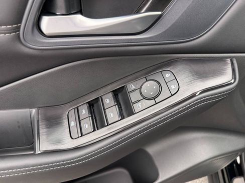 New 2026 Nissan Rogue Dark Armor FWD image 33