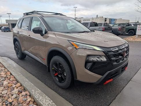 New 2026 Nissan Rogue SV AWD/4WD image 3