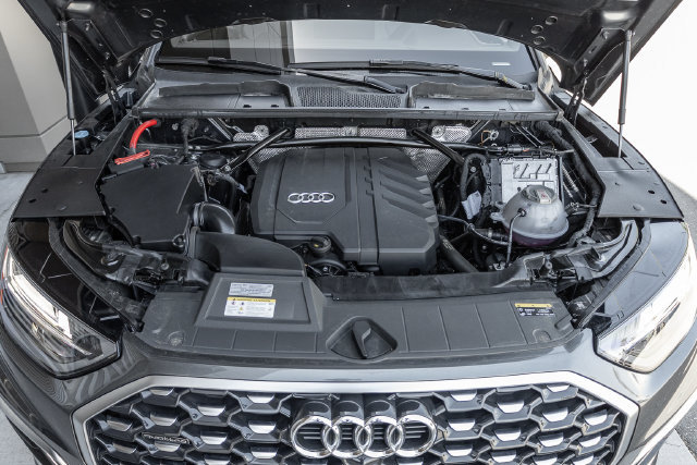 Used 2023 Audi Q5 2.0T Premium Plus w/ Premium Plus Package AWD/4WD image 17