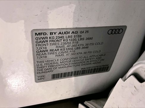 Used 2025 Audi Q3 2.0T Premium Plus w/ Premium Plus Package image 32