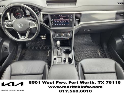 Used 2021 Volkswagen Atlas Cross Sport SE w/ Panoramic Sunroof Package FWD image 25