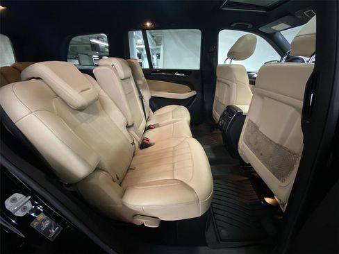 Used 2017 Mercedes-Benz GLS 450 GLS 450 image 29