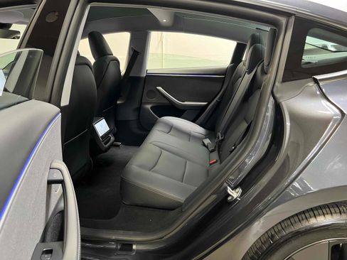Used 2025 Tesla Model 3 Long Range image 43
