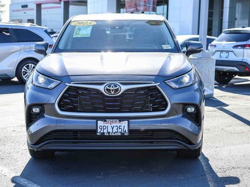 Used 2023 Toyota Highlander LE image 17