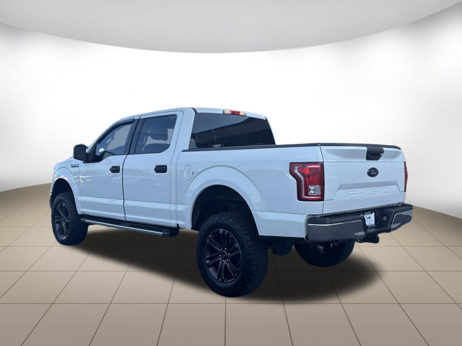 Used 2017 Ford F150 XLT w/ Trailer Tow Package AWD/4WD image 5
