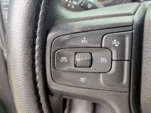 Used 2024 Chevrolet Silverado 2500 Custom AWD/4WD image 13
