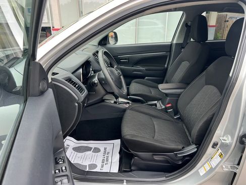 Used 2020 Mitsubishi Outlander Sport ES image 12