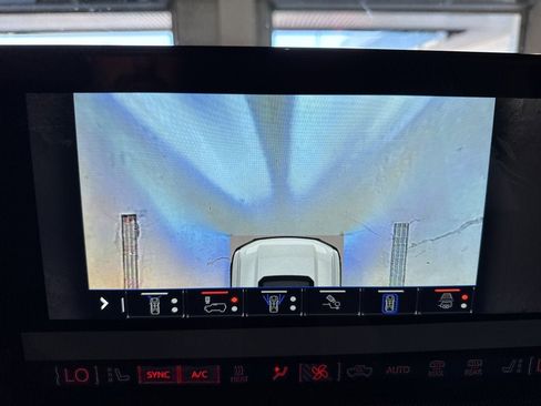 New 2025 GMC Hummer EV 3X image 39