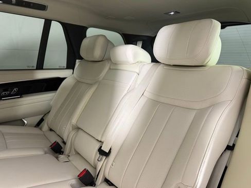 Certified 2025 Land Rover Range Rover Long Wheelbase Autobiography image 24