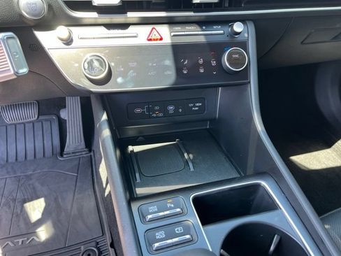 Used 2024 Hyundai Sonata Limited FWD image 23