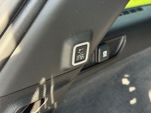 Used 2024 Jeep Grand Cherokee Summit AWD/4WD image 15