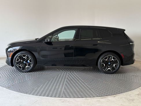 Used 2024 BMW iX xDrive50 w/ Sport Package AWD/4WD image 2