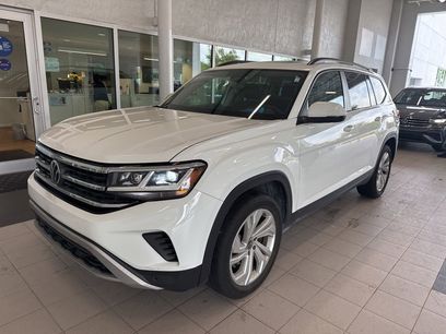 Used 2023 Volkswagen Atlas SE w/ Panoramic Sunroof Package